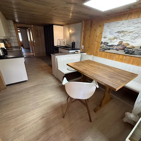 شقة 3 Mit Balkon Matten (St Stephan)